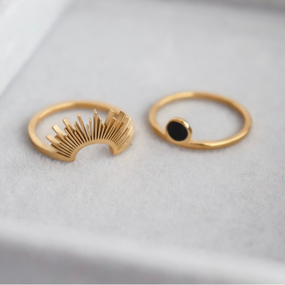 Gold Sun Ring 18 carats - Picture 2 of 3